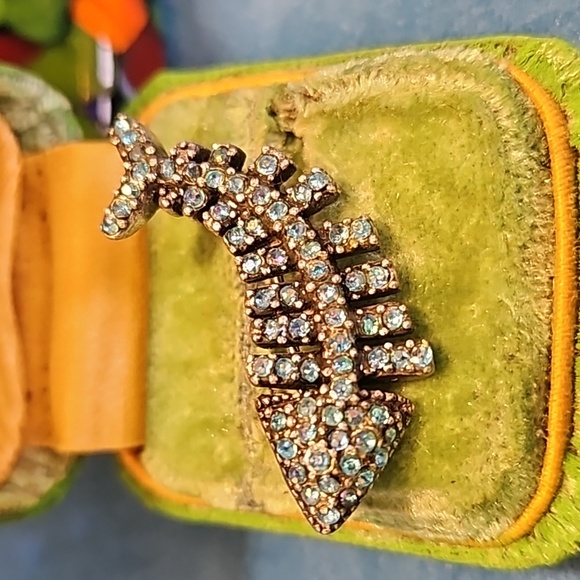 1970s vintage U.S.S.R. brooch. The blue fish - Picture 3 of 8